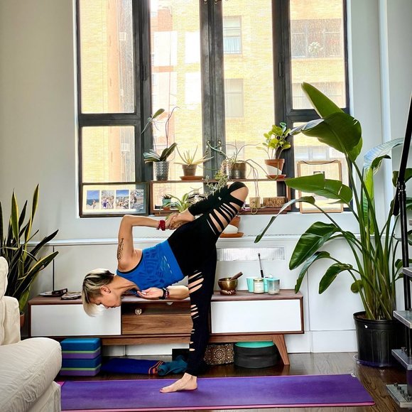 monicashumyoga